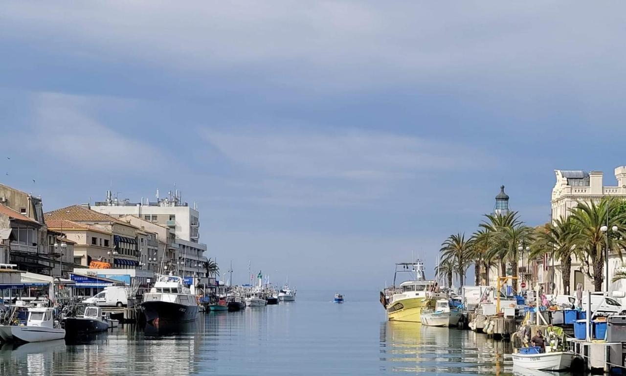 Studio Avec Loggia Entre Port, Plage Et Piscine Le Grau-du-Roi Eksteriør billede